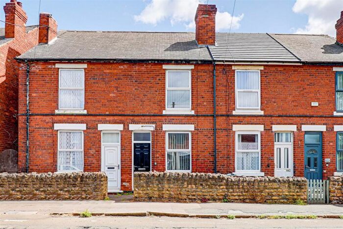 2 Bedroom Terraced House For Sale In Vernon Road, Basford, Nottinghamshire, NG6