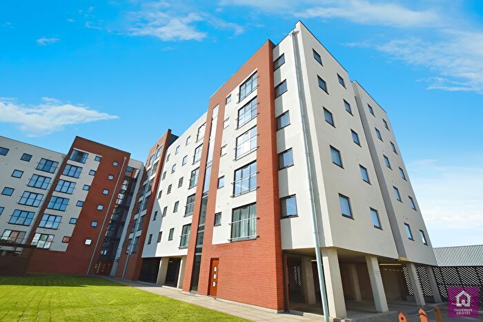 2 Bedroom Flat For Sale In Ladywell Point, Salford, Greater Manchester, M50