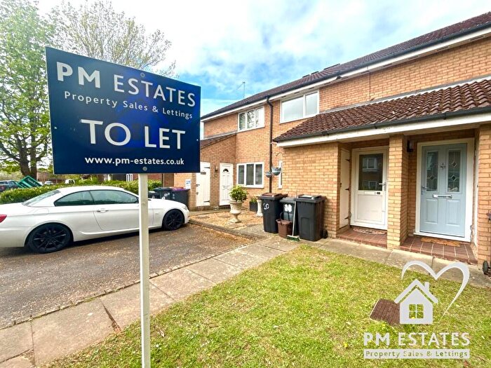 1 Bedroom Maisonette To Rent In The Paddock, Bishop's Stortford, Hertfordshire, CM23