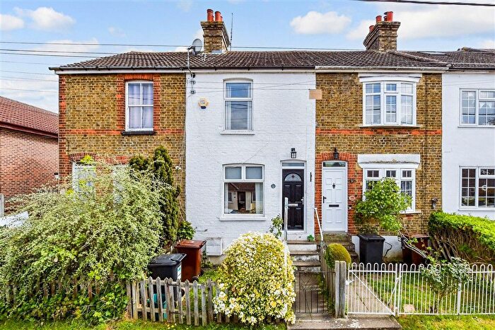 3 Bedroom Terraced House For Sale In Springfield Road, Larkfield, Aylesford, Kent, ME20