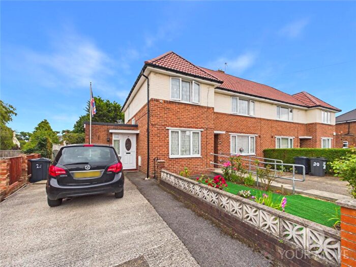 2 Bedroom Flat For Sale In Welbeck Avenue, Darlington, Durham, DL1