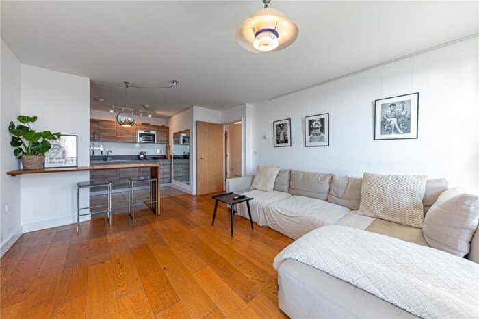 1 Bedroom Apartment For Sale In Dalston Square, London, E8