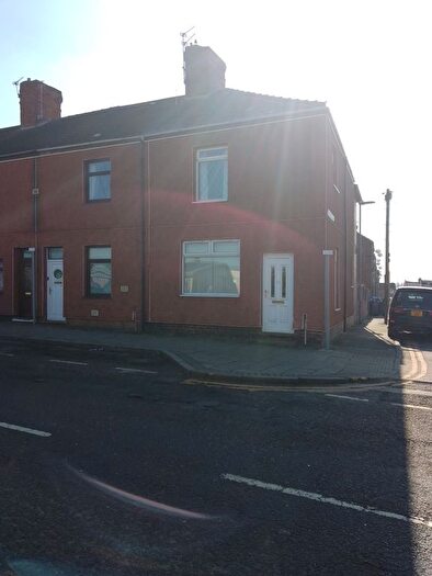 2 Bedroom End Of Terrace House To Rent In Doncaster Road, Barnsley, S63