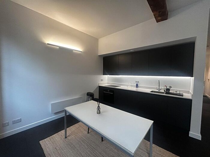 2 Bedroom Flat To Rent In Chapeltown Street, Ancoats, Manchester, M1
