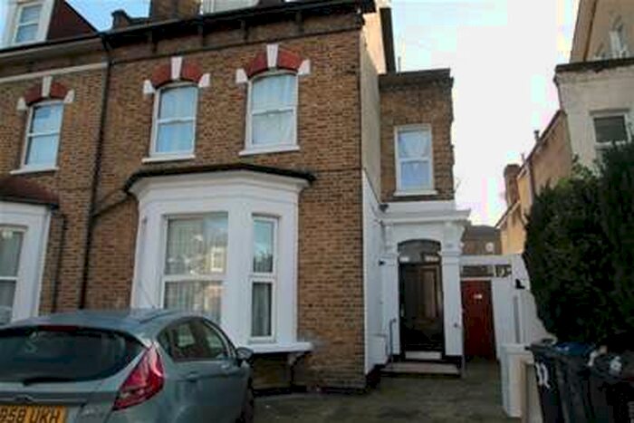1 Bedroom House To Rent In Prince Road, SE25