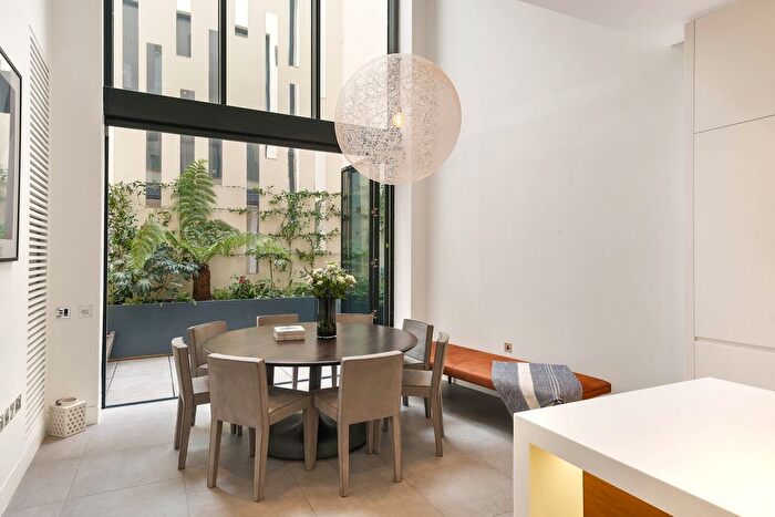 4 Bedroom Terraced House For Sale In Betterton Street, London, WC2H