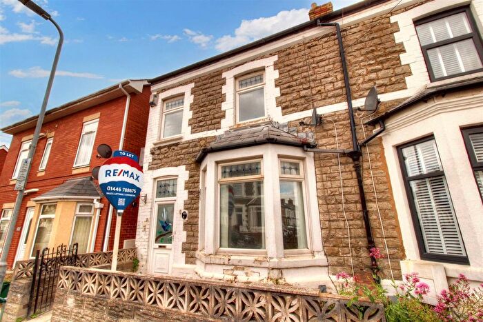 3 Bedroom End Of Terrace House To Rent In Pyke Street, Barry, CF63