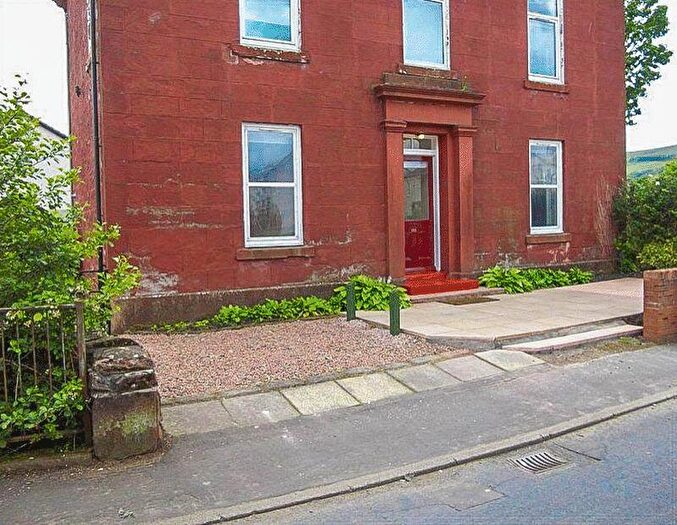 2 Bedroom Flat To Rent In Dalvait Road, Balloch, G83