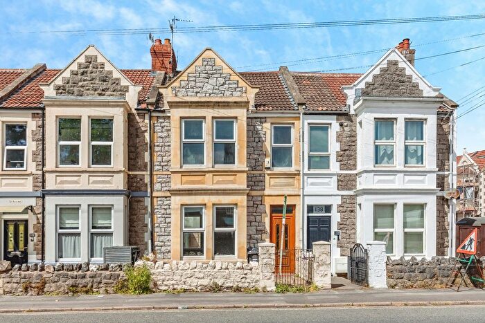 4 Bedroom Terraced House For Sale In Drove Road, Weston-Super-Mare, Somerset, BS23