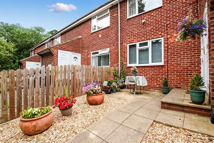 1 Bedroom Apartment For Sale In Skerries Walk, Darlington, DL1