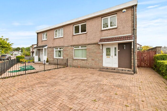 3 Bedroom Semi-Detached House For Sale In Townend Road, Dumbarton, West Dunbartonshire, G82