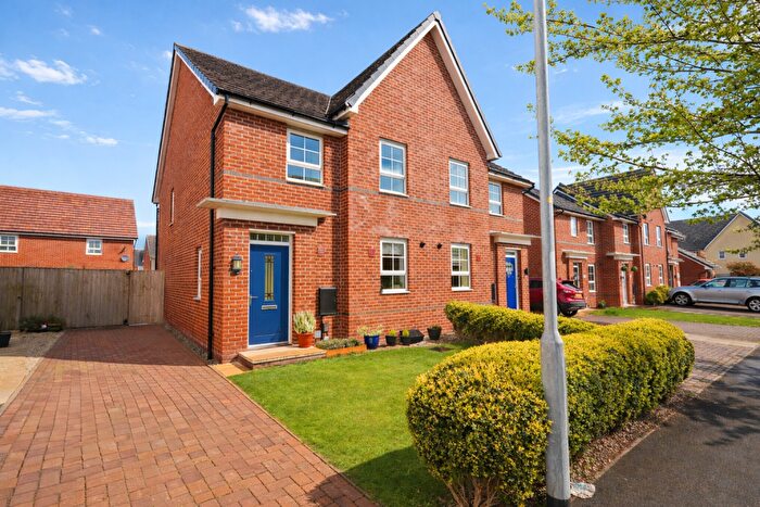 4 Bedroom Semi Detached House For Sale In Thunderbolt Avenue, Warton, Preston, PR4