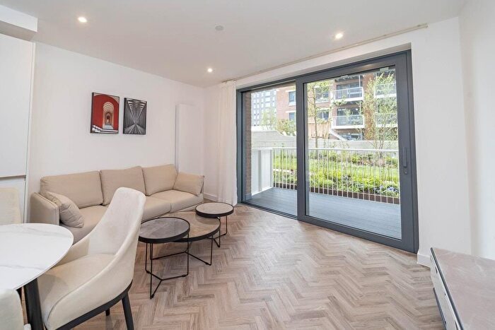 1 Bedroom Flat To Rent In Newnton Close, London, N4
