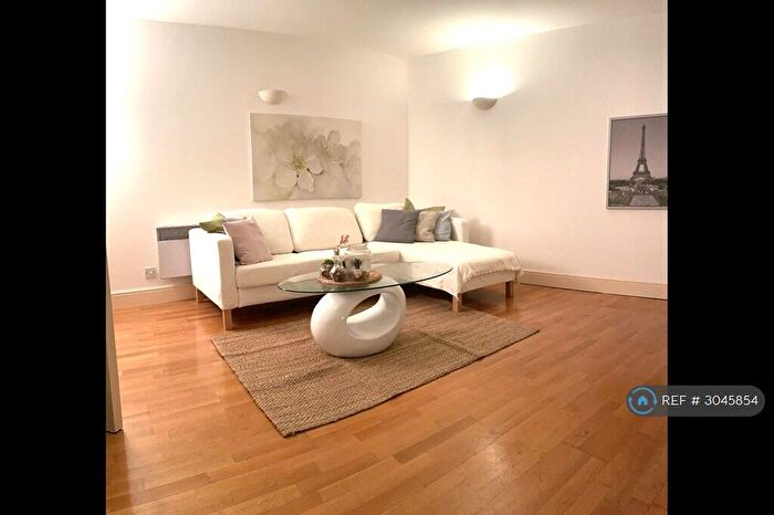 1 Bedroom Flat To Rent In Dryden Building, London, E1
