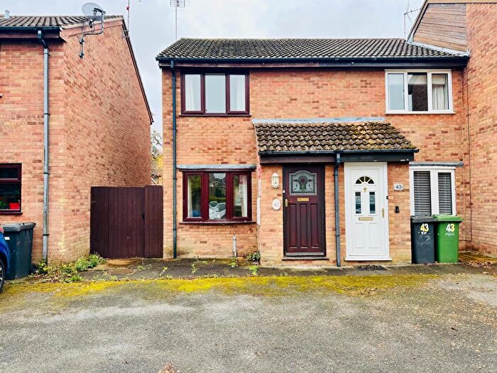 2 Bedroom End Of Terrace House For Sale In Somerville, Peterborough, PE4