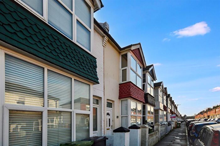 3 Bedroom Terraced House To Rent In Dursley Road, Eastbourne, BN22
