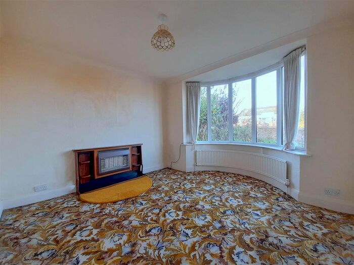 3 Bedroom Detached House For Sale In Forest Road, Annesley Woodhouse