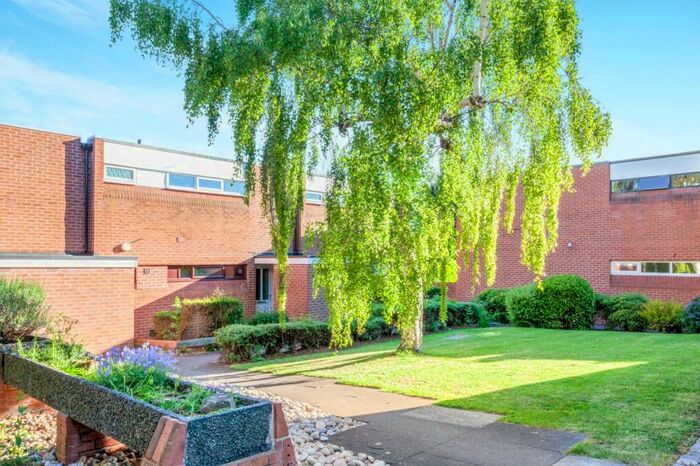 1 Bedroom Flat To Rent In Knighthorpe Court, Burns Road, Loughborough, LE11