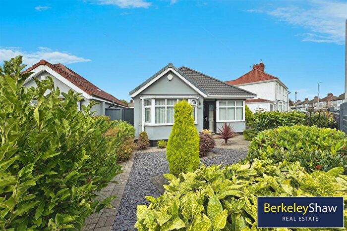 2 Bedroom Detached Bungalow For Sale In Ennerdale Drive, Liverpool, L21