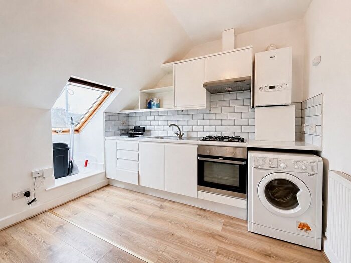 1 Bedroom Flat To Rent In Tubbs Road, Brent, London, NW10