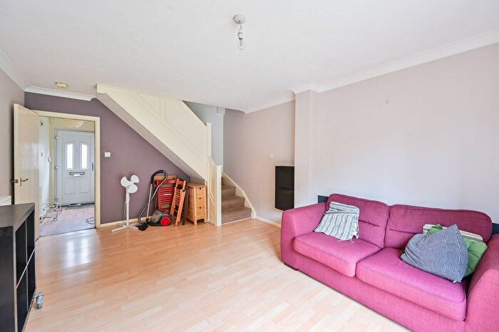2 Bedroom Terraced House To Rent In Chaucer Drive, South Bermondsey, London, SE1