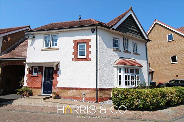 3 Bedroom Detached House For Sale In Seacrest Avenue, Fleetwood, Lancashire, FY7