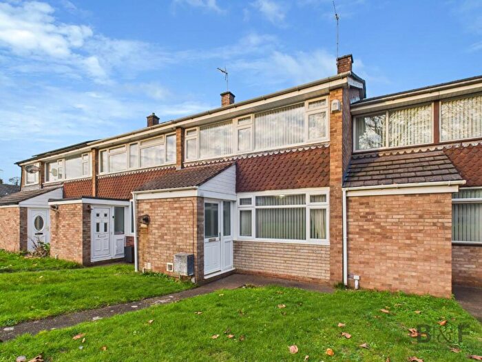 3 Bedroom Terraced House For Sale In The Chippings, Stapleton, BS16