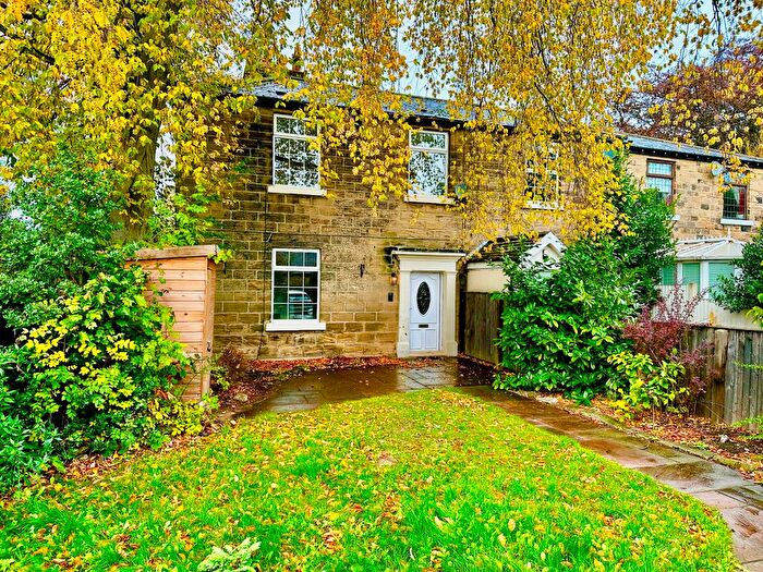 3 Bedroom Cottage To Rent In Mews Cottages, Pontefract Road, Ackworth, Pontefract, WF7