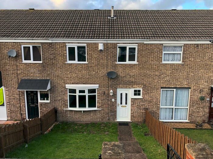 3 Bedroom House To Rent In Thornbury Way, Top Valley, NG5