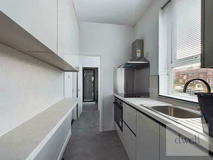 1 Bedroom Flat To Rent In Selby Road, Halton, Leeds, LS15