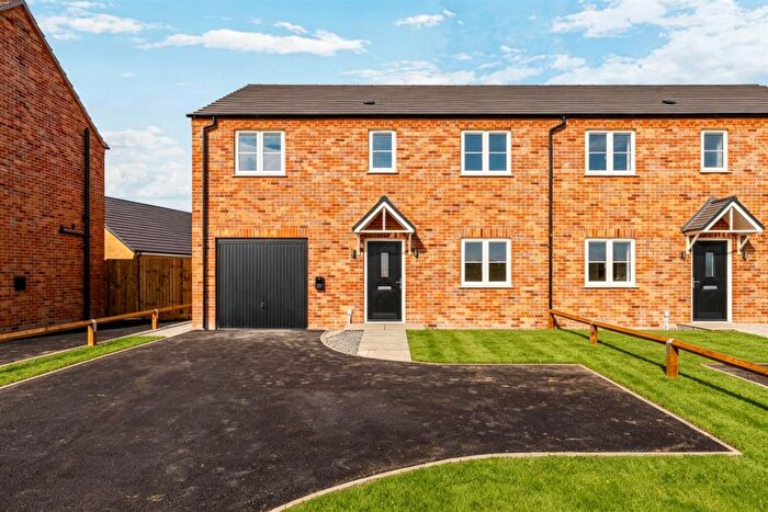 4 Bedroom Semi Detached House For Sale In Plot Cradge Bank, Spalding, PE11