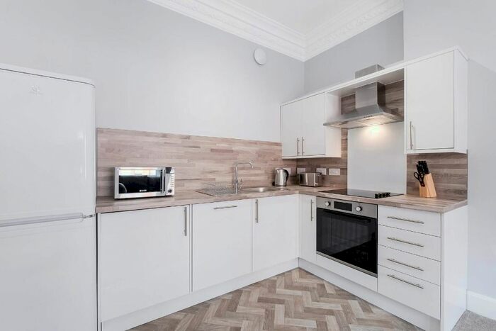 2 Bedroom Flat To Rent In Trongate, Merchant City, Glasgow, G1