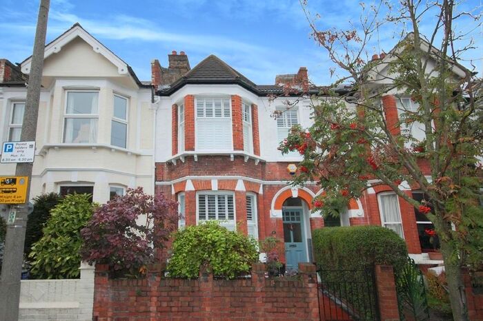2 Bedroom Property To Rent In Kingsley Road, London, SW19