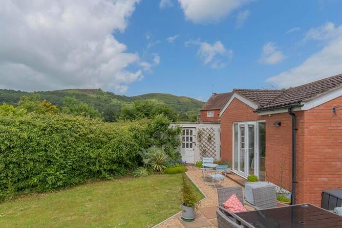 3 Bedroom Semi-Detached House For Sale In Upper Welland Road, Malvern, Worcestershire, WR14