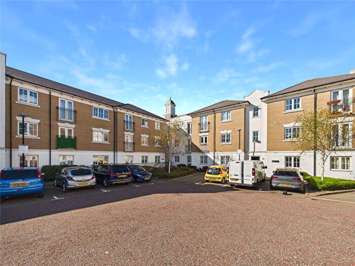 2 Bedroom Flat For Sale In George Williams Way, Colchester, Essex, CO1