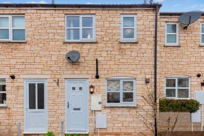 2 Bedroom Terraced House To Rent In Avocet Way, Bicester, OX26
