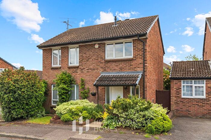 4 Bedroom Detached House For Sale In Harness Way, St. Albans, AL4
