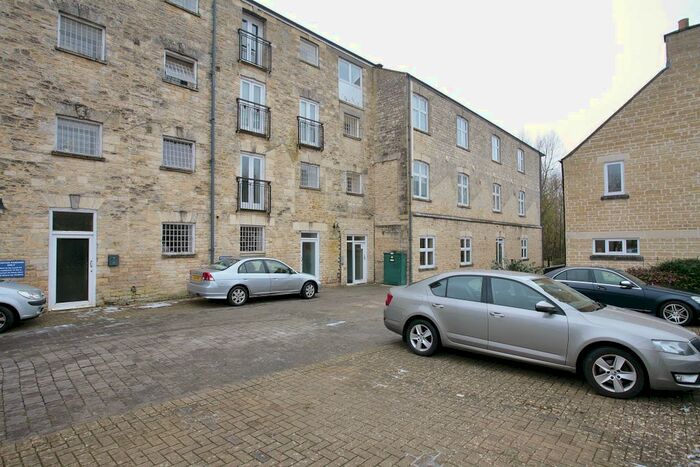 2 Bedroom Flat To Rent In Mill Street, Witney, OX28