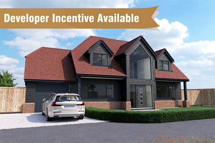 4 Bedroom Detached House For Sale In Greywell Road, Mapledurwell, Basingstoke, Hampshire, RG24