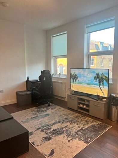 1 Bedroom Flat To Rent In Putney High Street, London, SW15