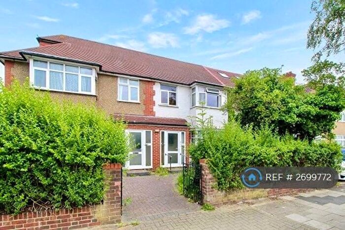 2 Bedroom Maisonette To Rent In St. Pauls Avenue, Harrow, HA3