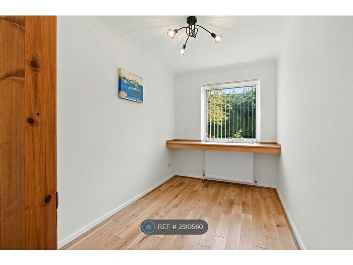 3 Bedroom Flat To Rent In Laburnum Lodge, London, N3