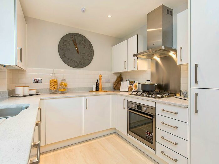 2 Bedroom Flat For Sale In "The Bedroom Amp; Bath" At Bluebell Way, Whiteley, PO15