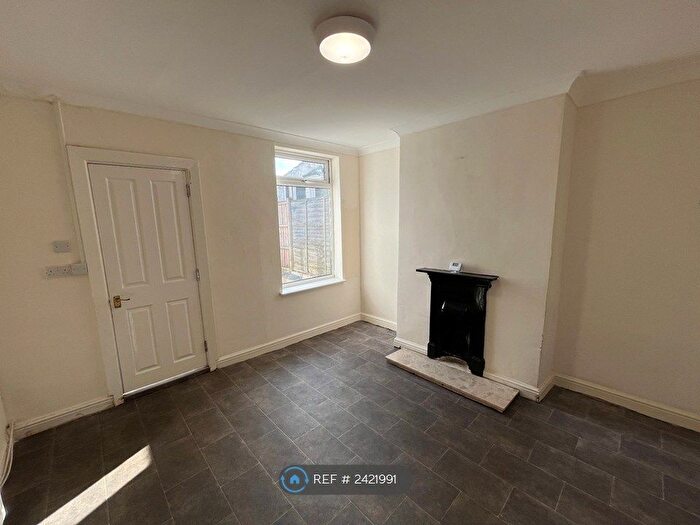 3 Bedroom Terraced House To Rent In Main Street, Shirebrook, Mansfield, NG20