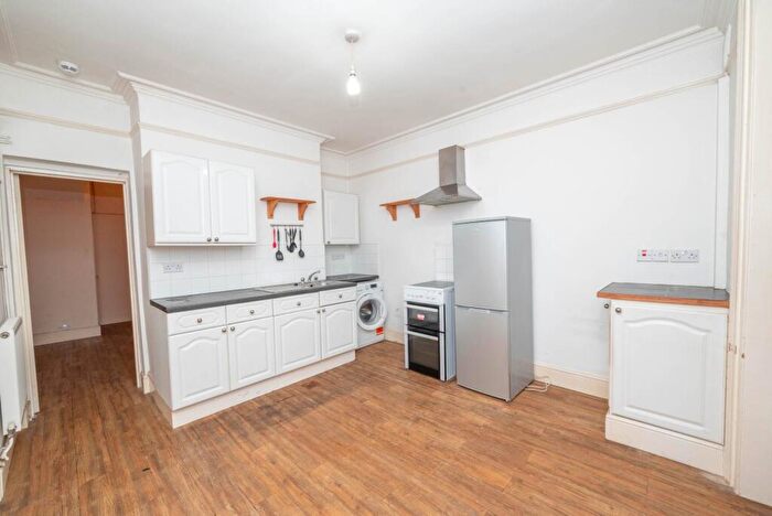 1 Bedroom Apartment For Sale In Whitstable Road, Canterbury, CT2
