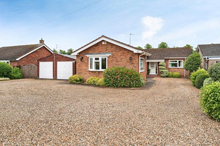 3 Bedroom Detached Bungalow For Sale In Creek Road, March, PE15