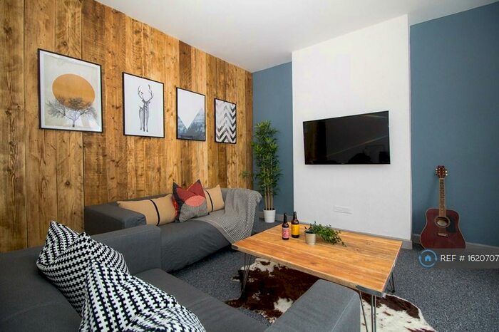 6 Bedroom Terraced House To Rent In Sykefield Avenue, Leicester, LE3