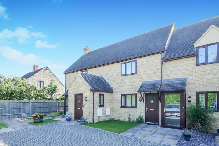 1 Bedroom Flat To Rent In Brighthampton, Witney, OX29