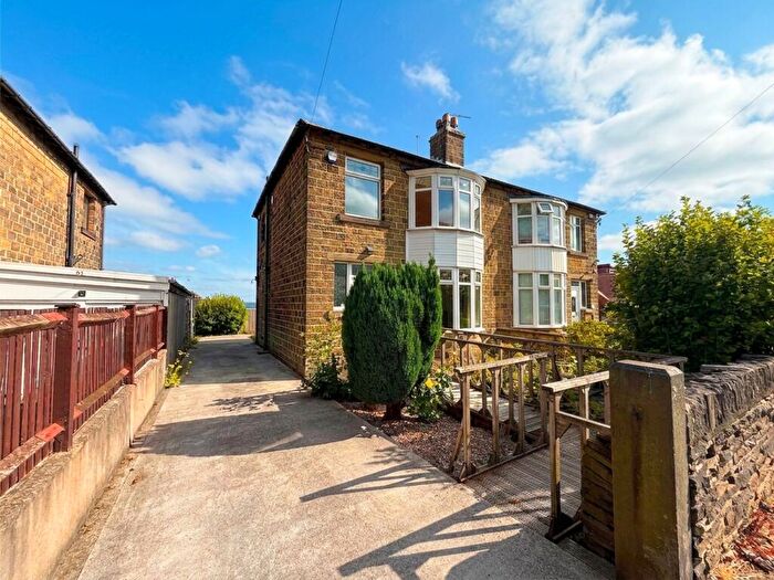 3 Bedroom Semi-Detached House For Sale In Jackroyd Lane, Huddersfield, HD4