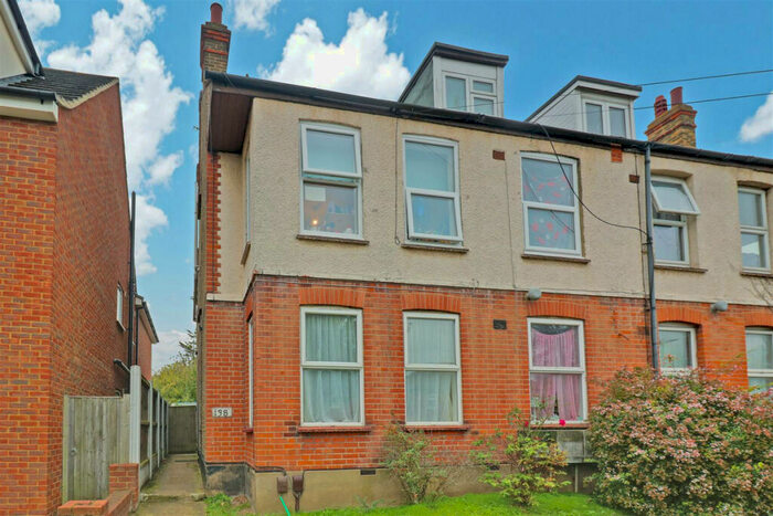 1 Bedroom Flat To Rent In Carlton Avenue, Westcliff-on-sea, SS0